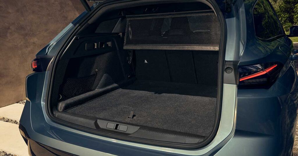 new-peugeot-308-sw-hatchback-car-sales-aldershot-media-10