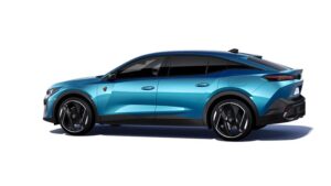 Peugeot 408 GT Hybrid 145 e-DSC6 on Motability