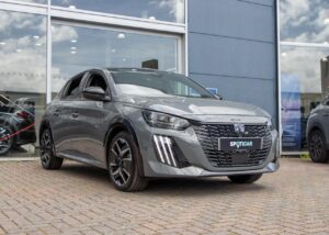 Peugeot 208 1.2 PureTech GT Premium Euro 6 (s/s) 5dr