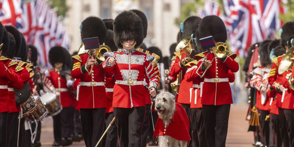 marching-band-of-the-irish-guards