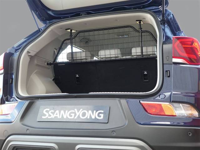 ssangyong-korando-dog-guard-accessories
