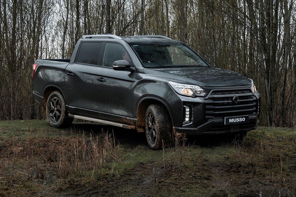 new-ssangyong-musso-q250-pick-up-profile