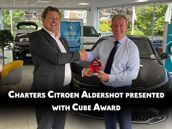 citroen-cube-awards-qtr-1-2022-presented-to-charters-citroen-aldershot-nwn